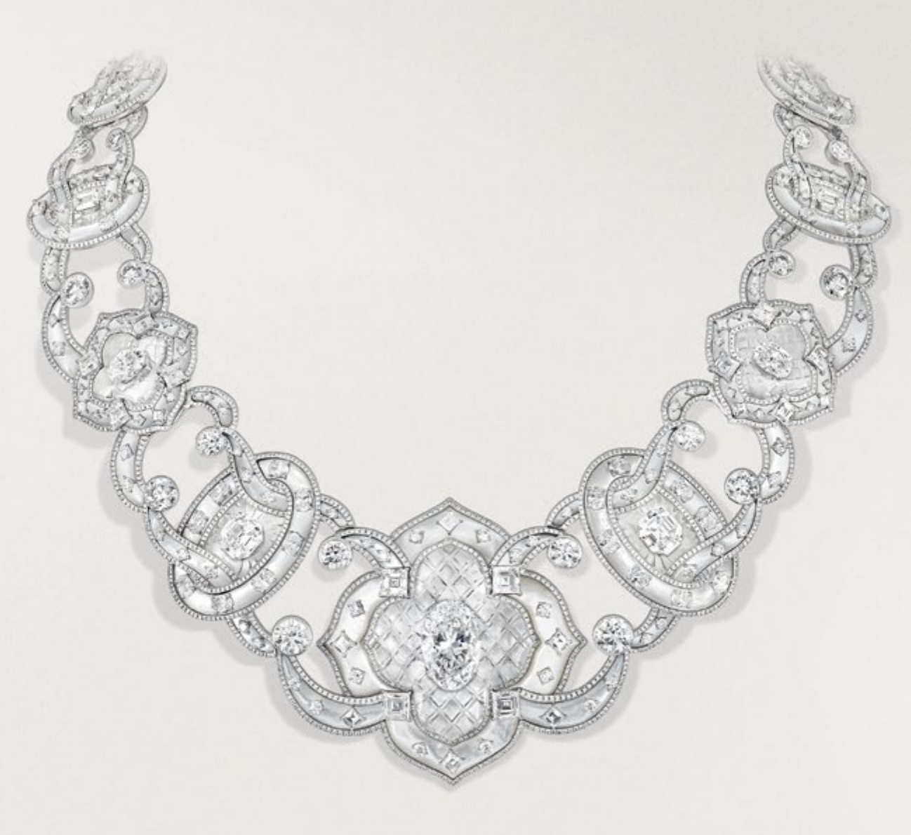 Diamond Collar